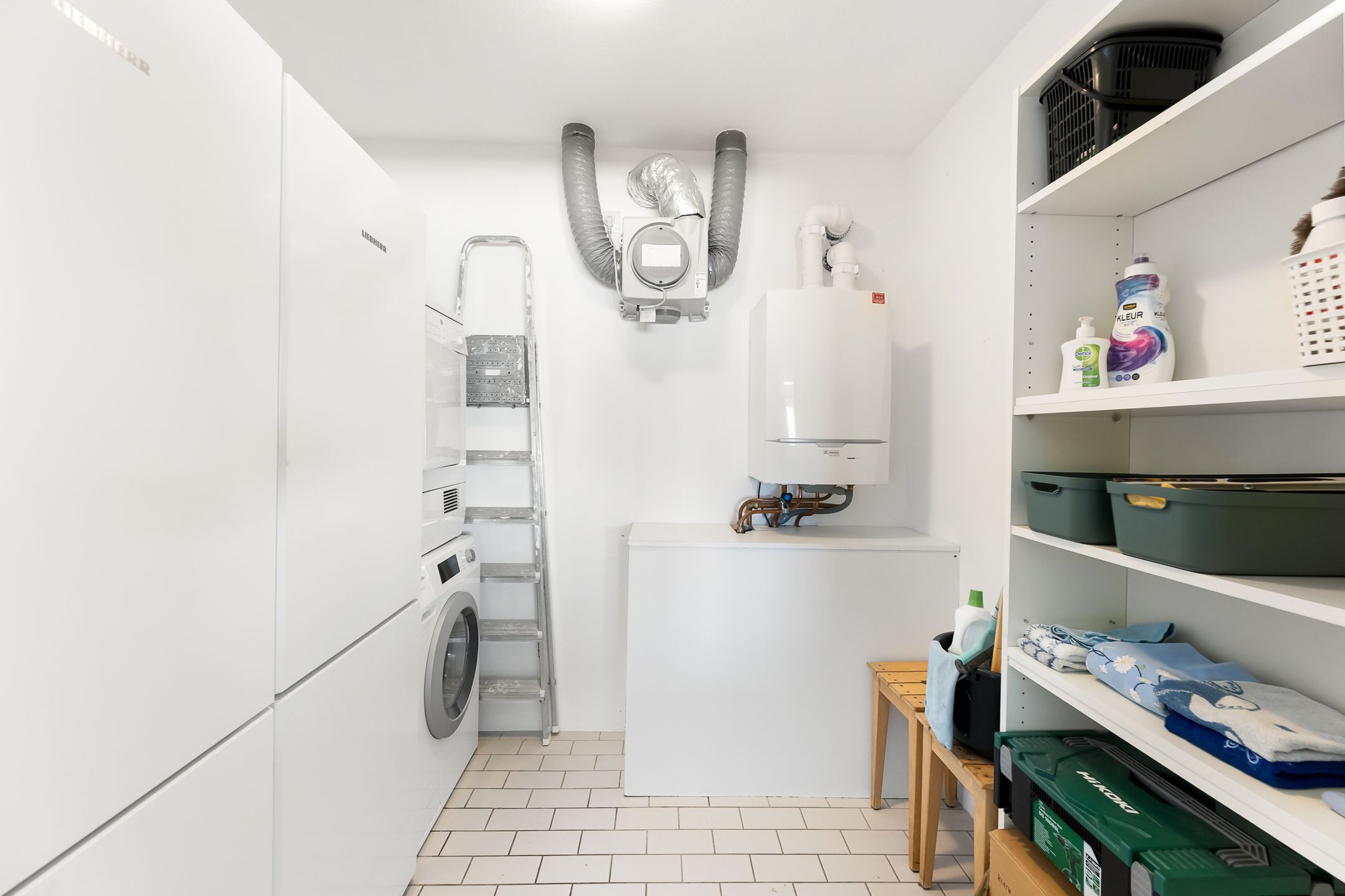 Foto 30 van Kenau Hasselaarstraat 377