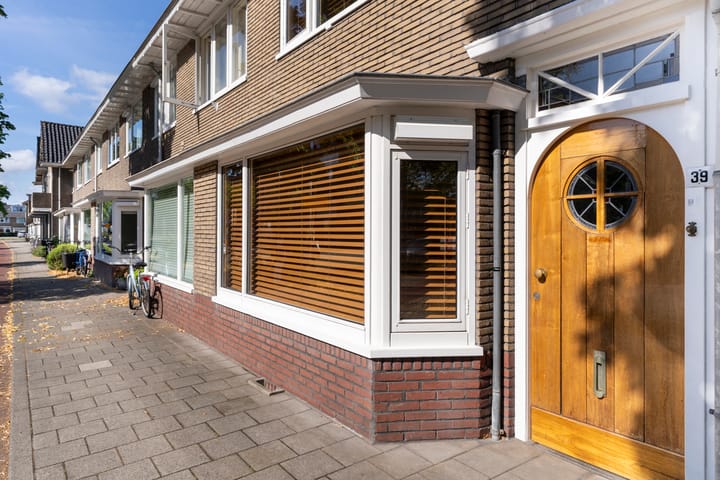 Foto 37 van Constant Erzeijstraat 39