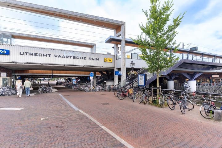 Foto 46 van Constant Erzeijstraat 39