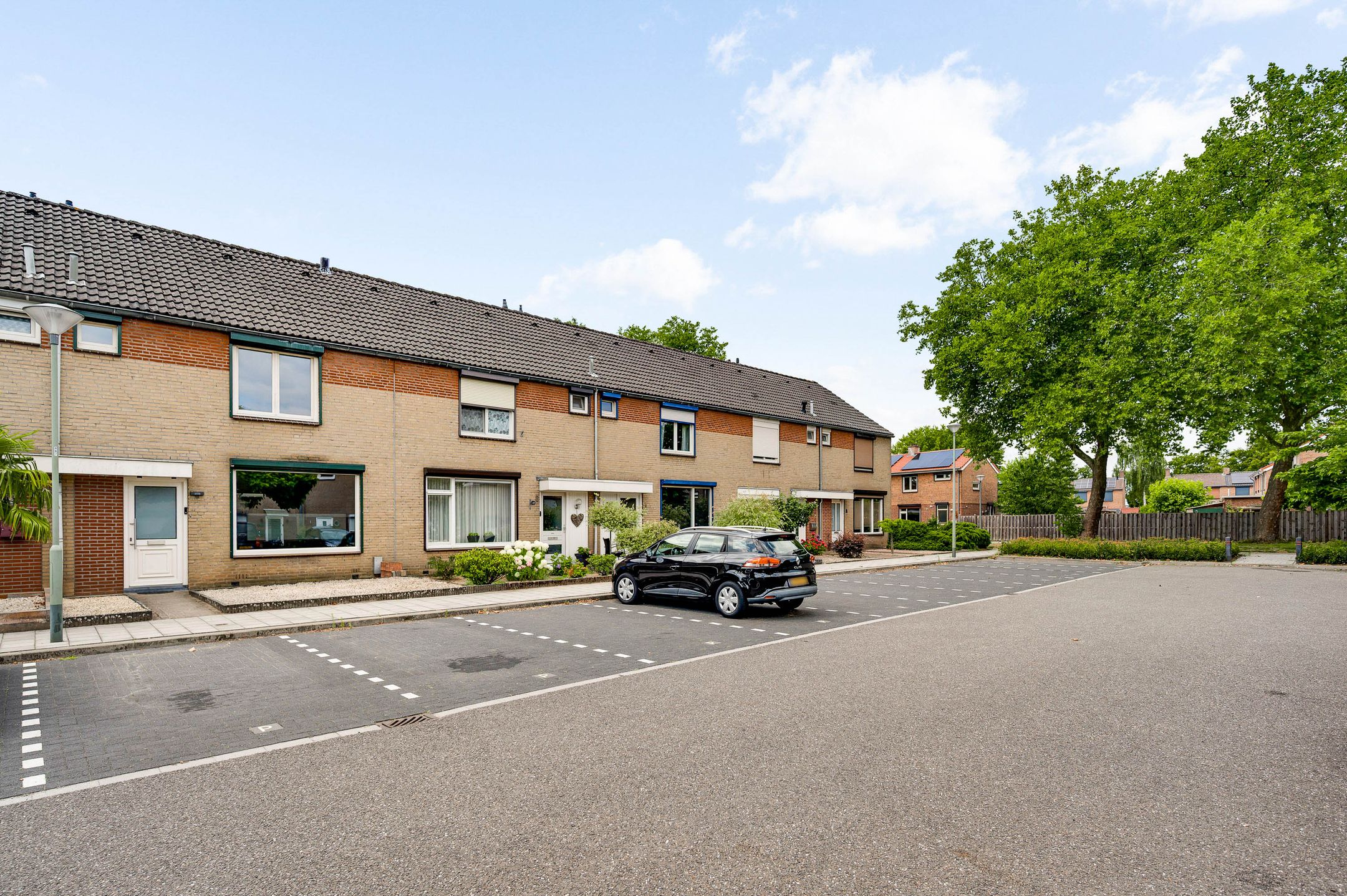 Foto 33 van Burgemeester Hendrickxstraat 10