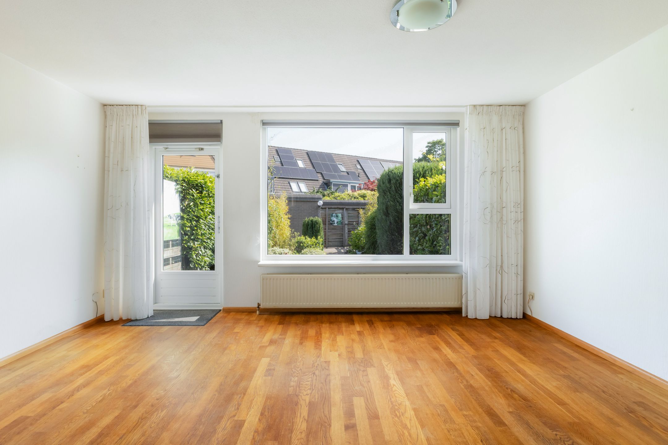 Photo 9 of Van Doesburgstraat 30