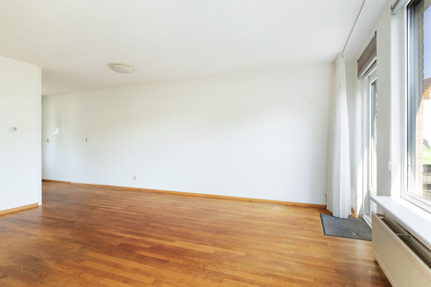 Photo 10 of Van Doesburgstraat 30