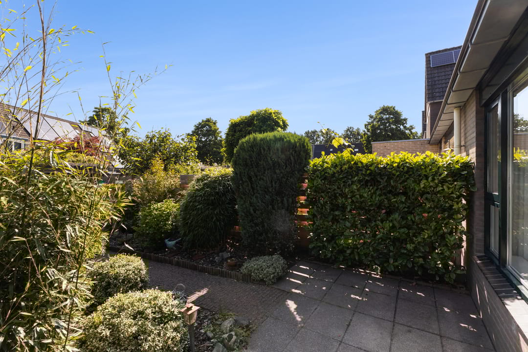 Photo 37 of Van Doesburgstraat 30