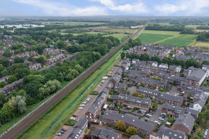 Foto 40 van Kersenplukkerserf 13