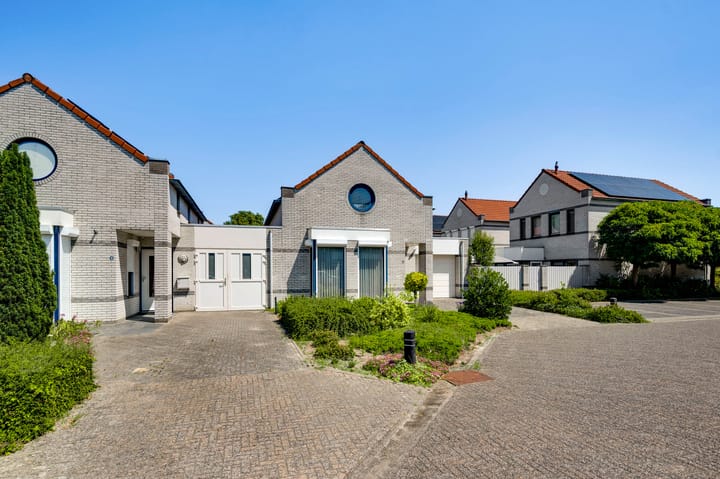 Photo 8 of Kloostertuin 2