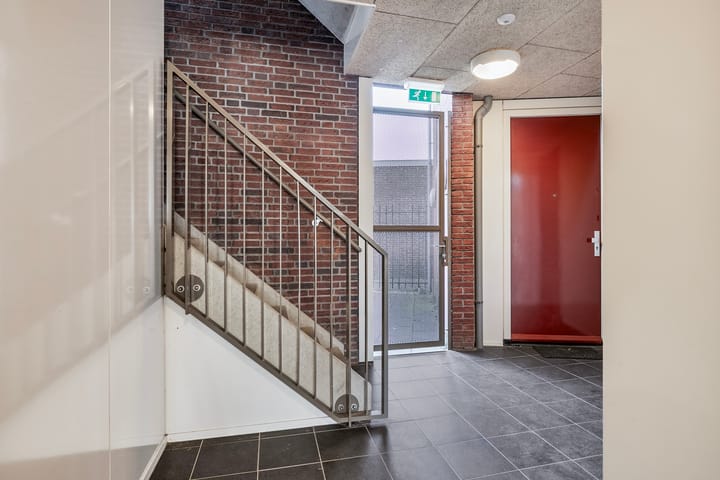 Photo 16 of Zuidsingel 50-B