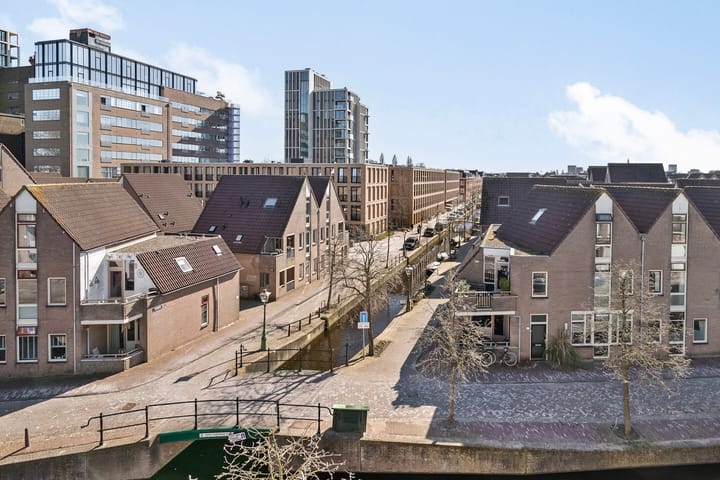 Photo 32 of Zuidsingel 50-B