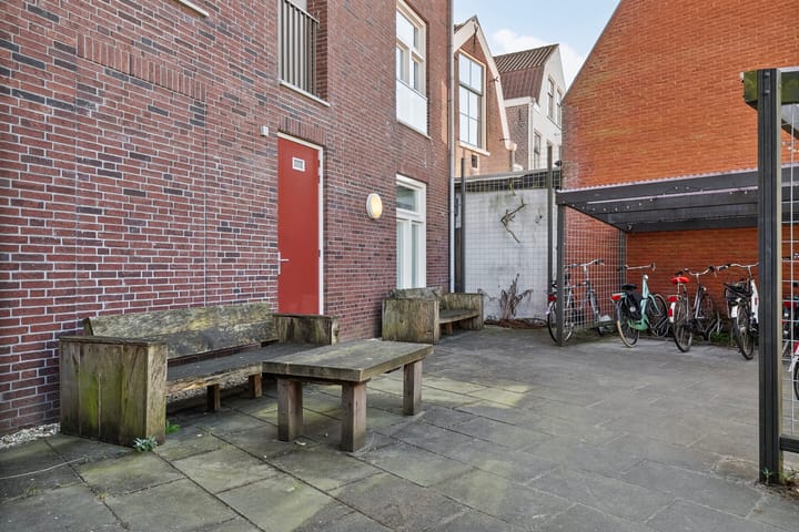 Photo 39 of Zuidsingel 50-B