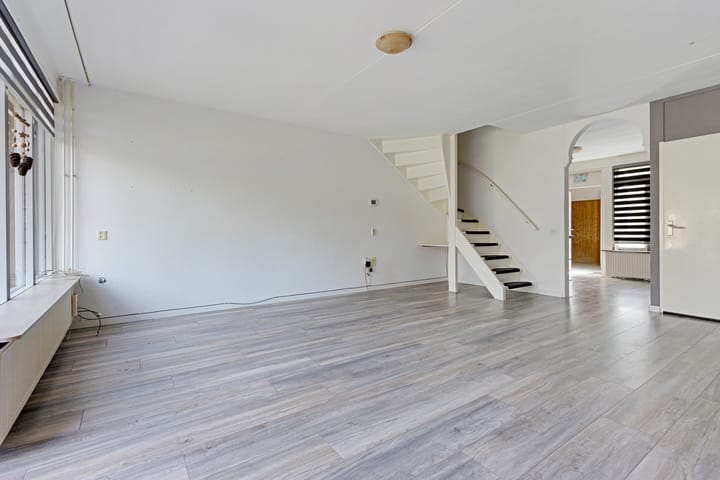 Photo 19 of IJsbaanweg 38