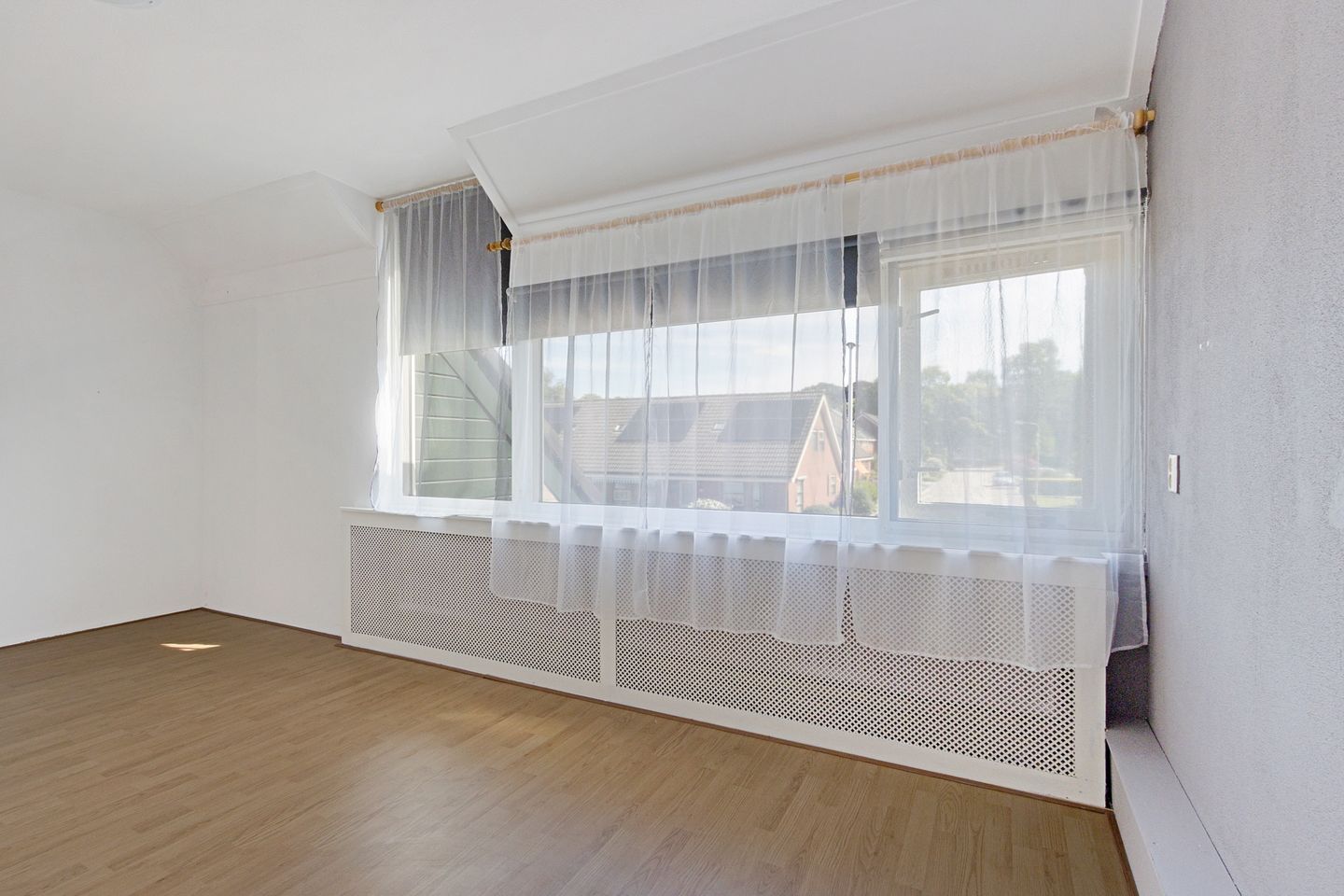 Foto 25 van IJsbaanweg 38