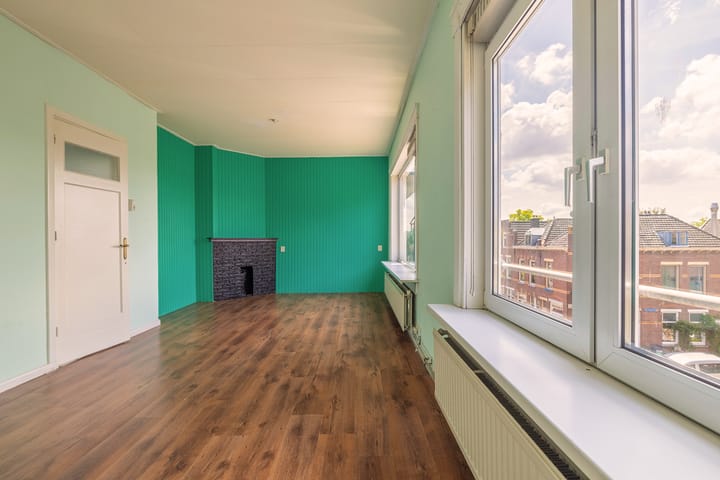 Photo 3 of Ebenhaëzerstraat 14-B