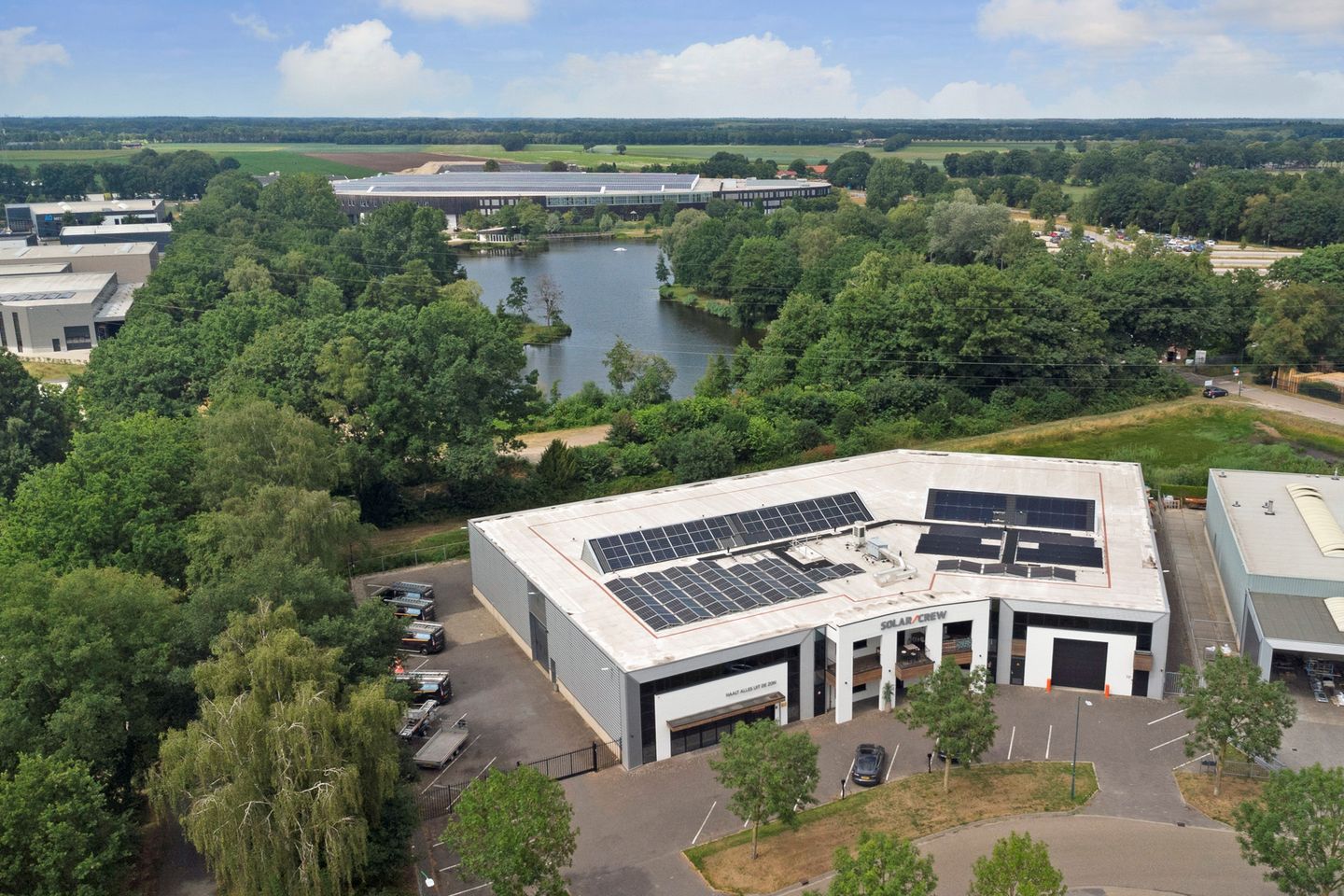 View photo 2 of Meerheide 72-a