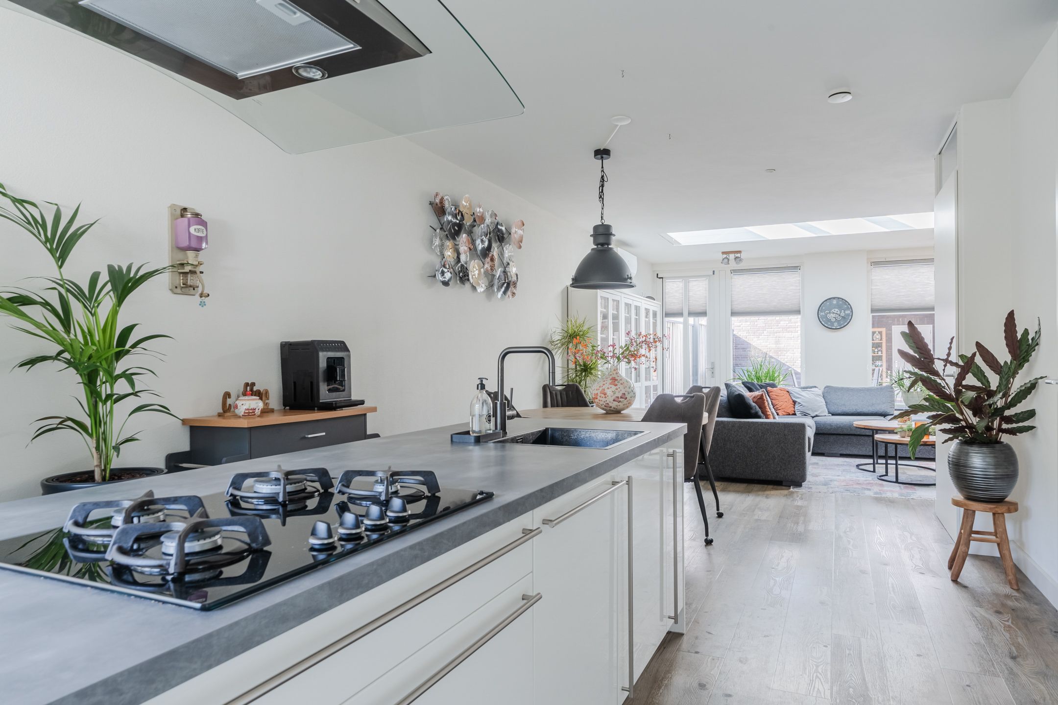 Photo 3 of De Quaystraat 38