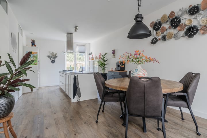 Photo 4 of De Quaystraat 38