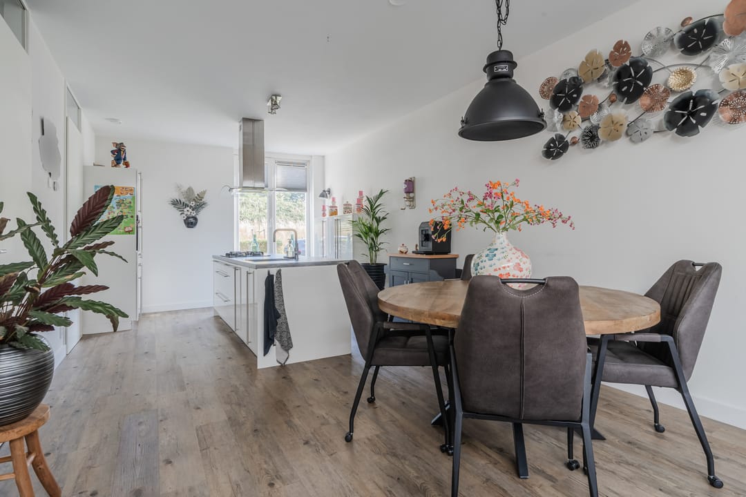 Photo 17 of De Quaystraat 38