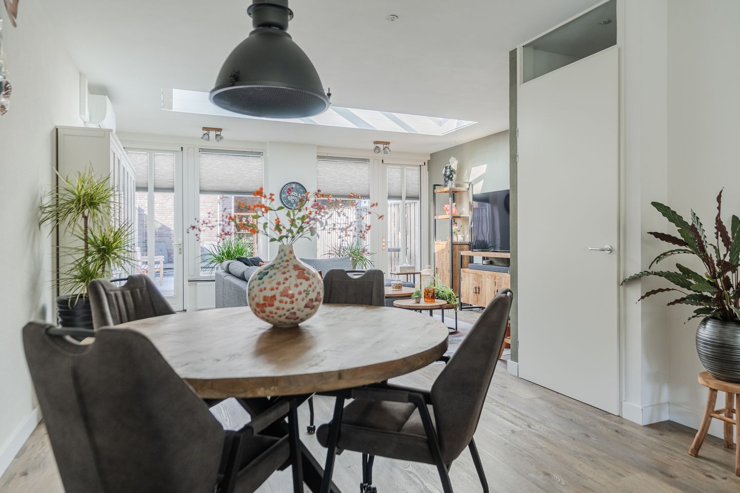 Photo 19 of De Quaystraat 38