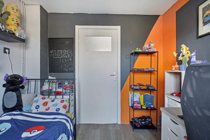 Foto 16 van Julianastraat 8