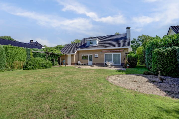 Foto 35 van Kruisweg 49