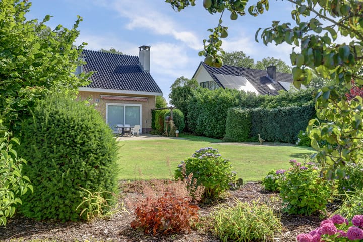 Foto 38 van Kruisweg 49