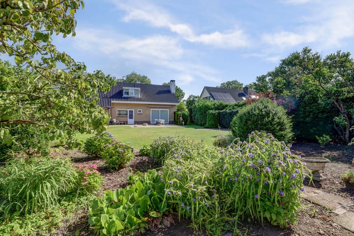 Foto 39 van Kruisweg 49