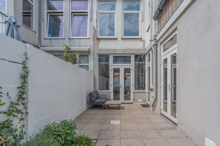 Foto 15 van Van Egmondstraat 8