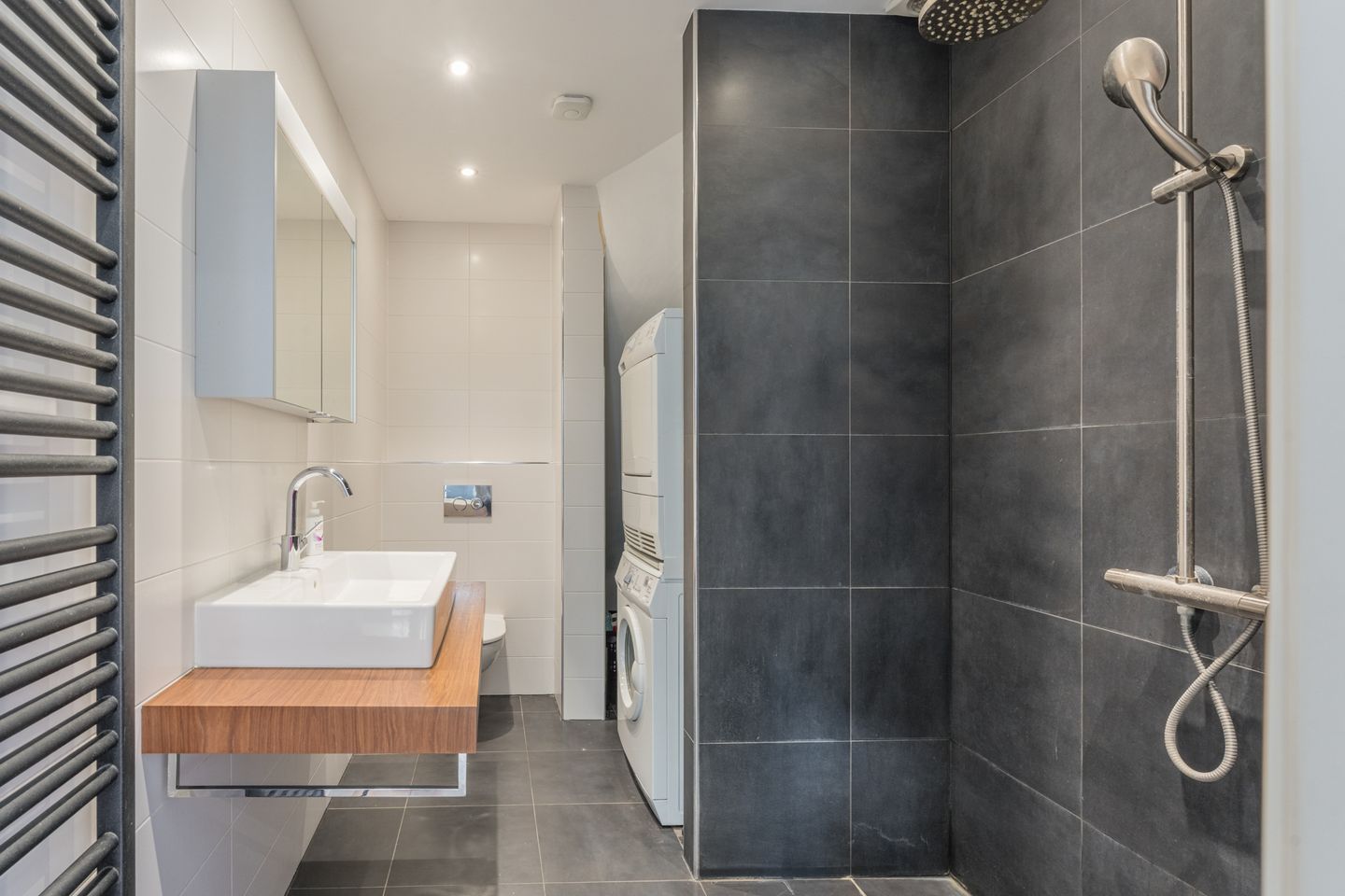 Foto 25 van Van Egmondstraat 8