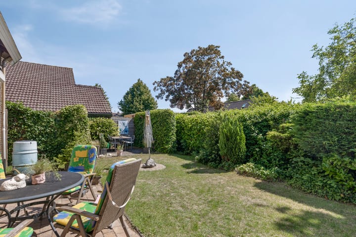 Foto 31 van Roofvogelstraat 14