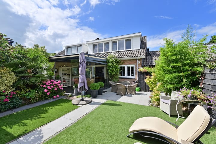 Photo 1 of van Ostadelaan 25