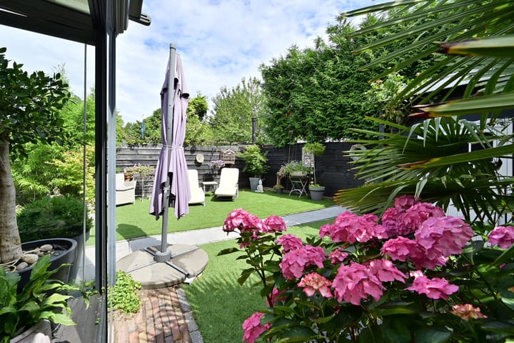 Photo 22 of van Ostadelaan 25