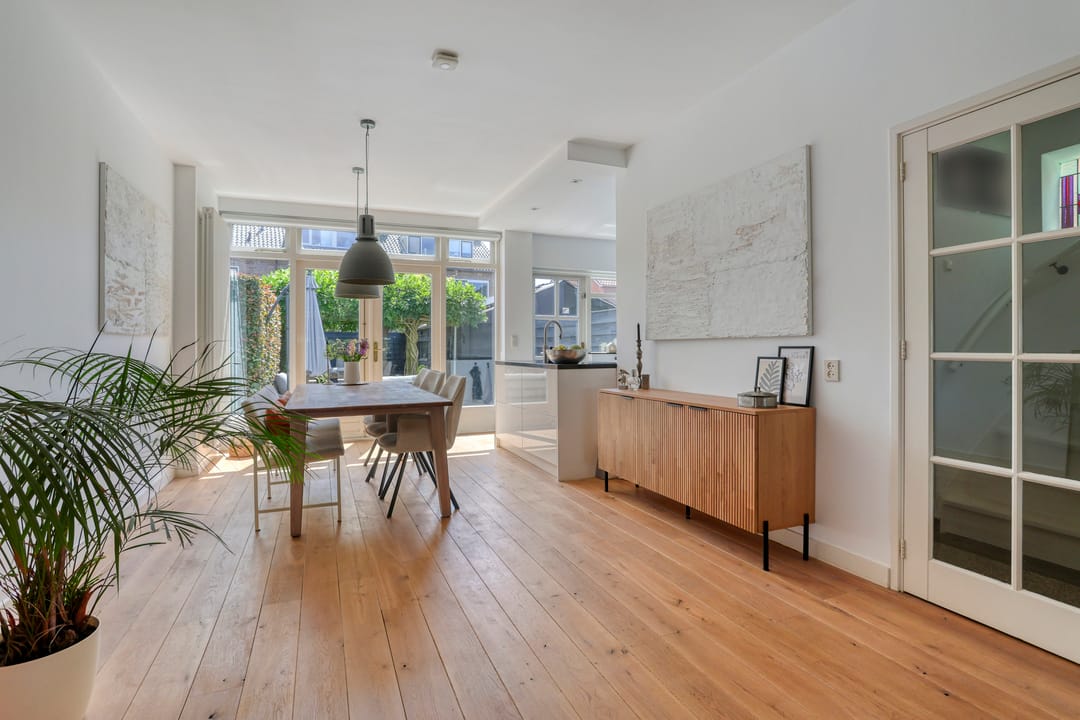 Photo 8 of Van Boetzelaerstraat 70