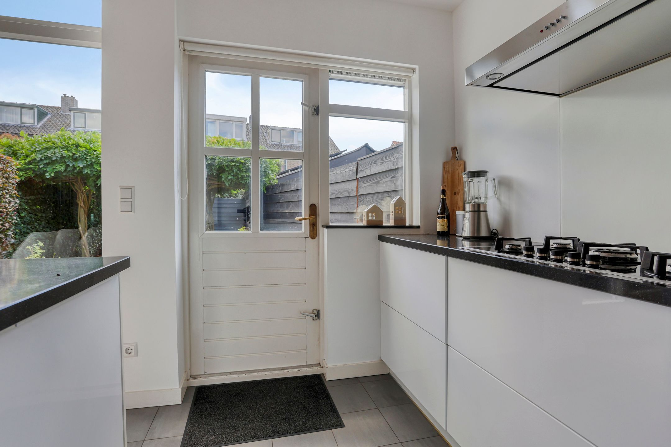 Photo 15 of Van Boetzelaerstraat 70