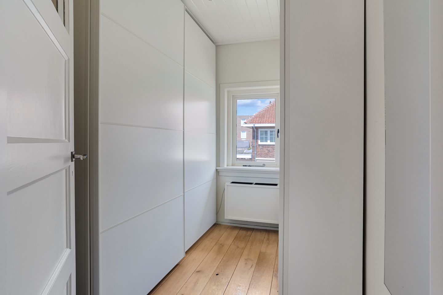 Photo 25 of Van Boetzelaerstraat 70