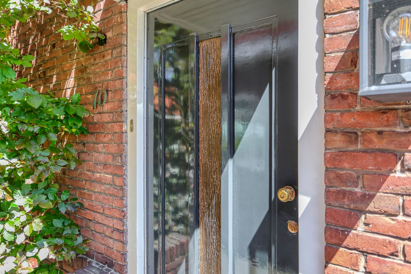 Photo 40 of Van Boetzelaerstraat 70