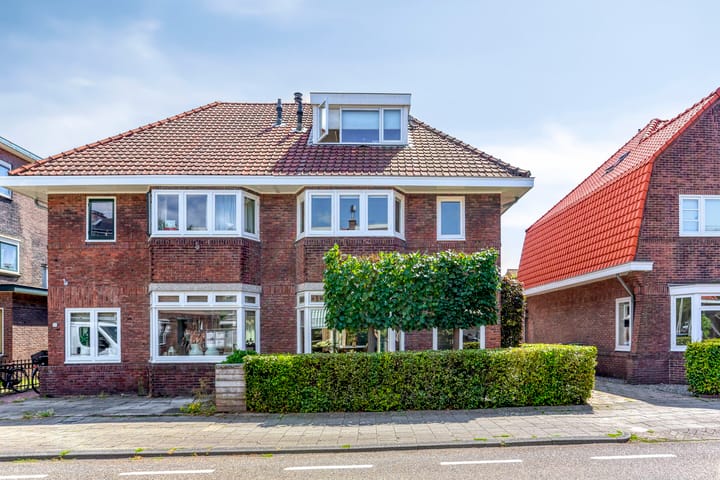 Foto 43 van Van Boetzelaerstraat 70