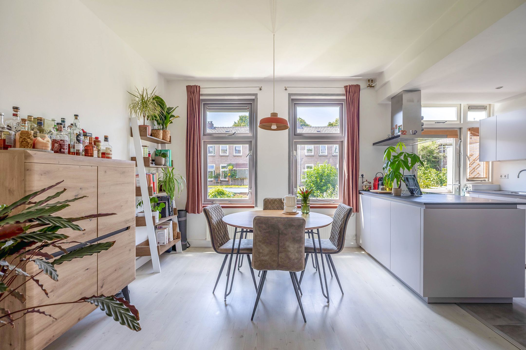 Foto 15 van Schouwweteringstraat 8-BS