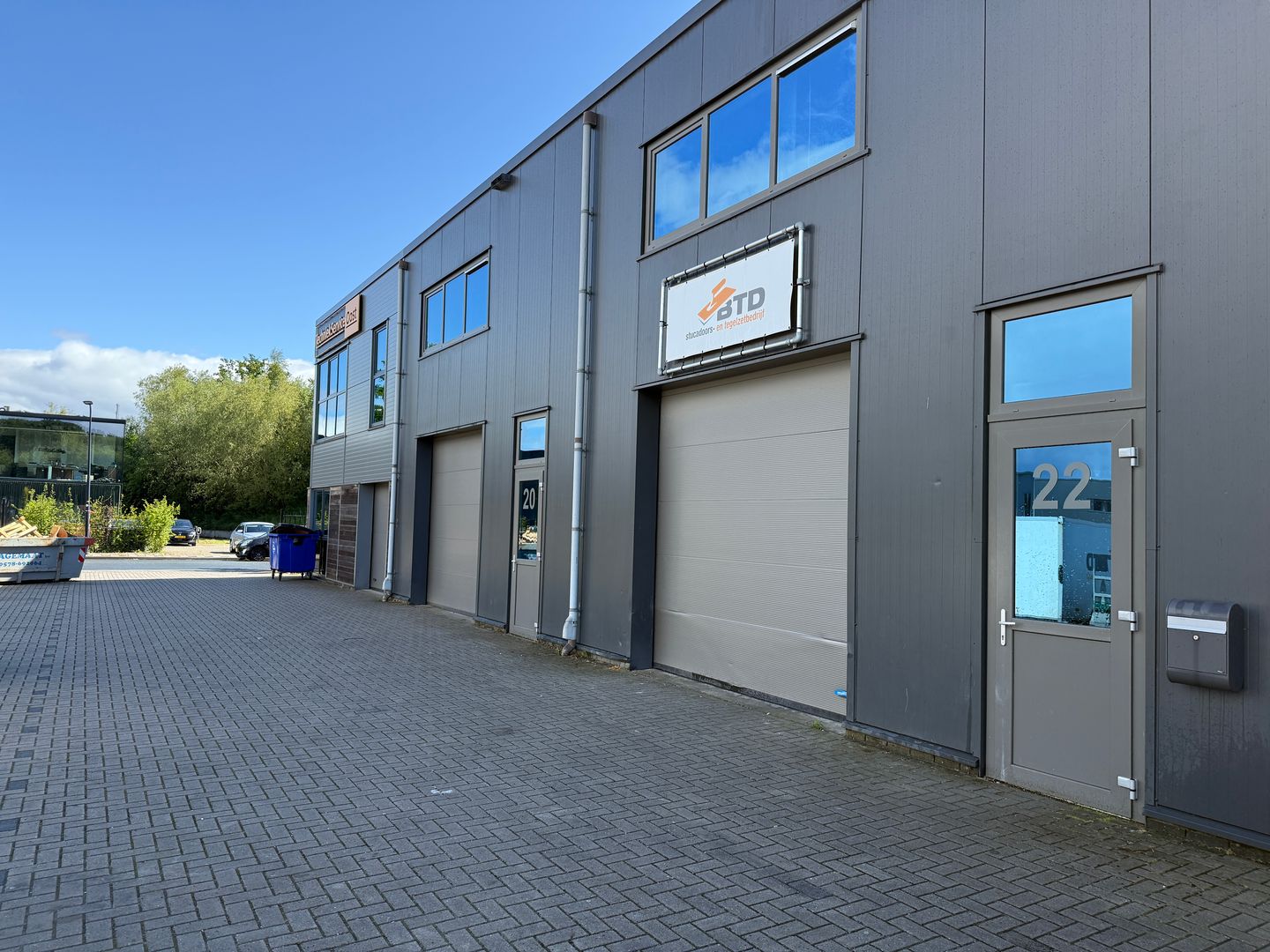 View photo 2 of Kluwerweg 22