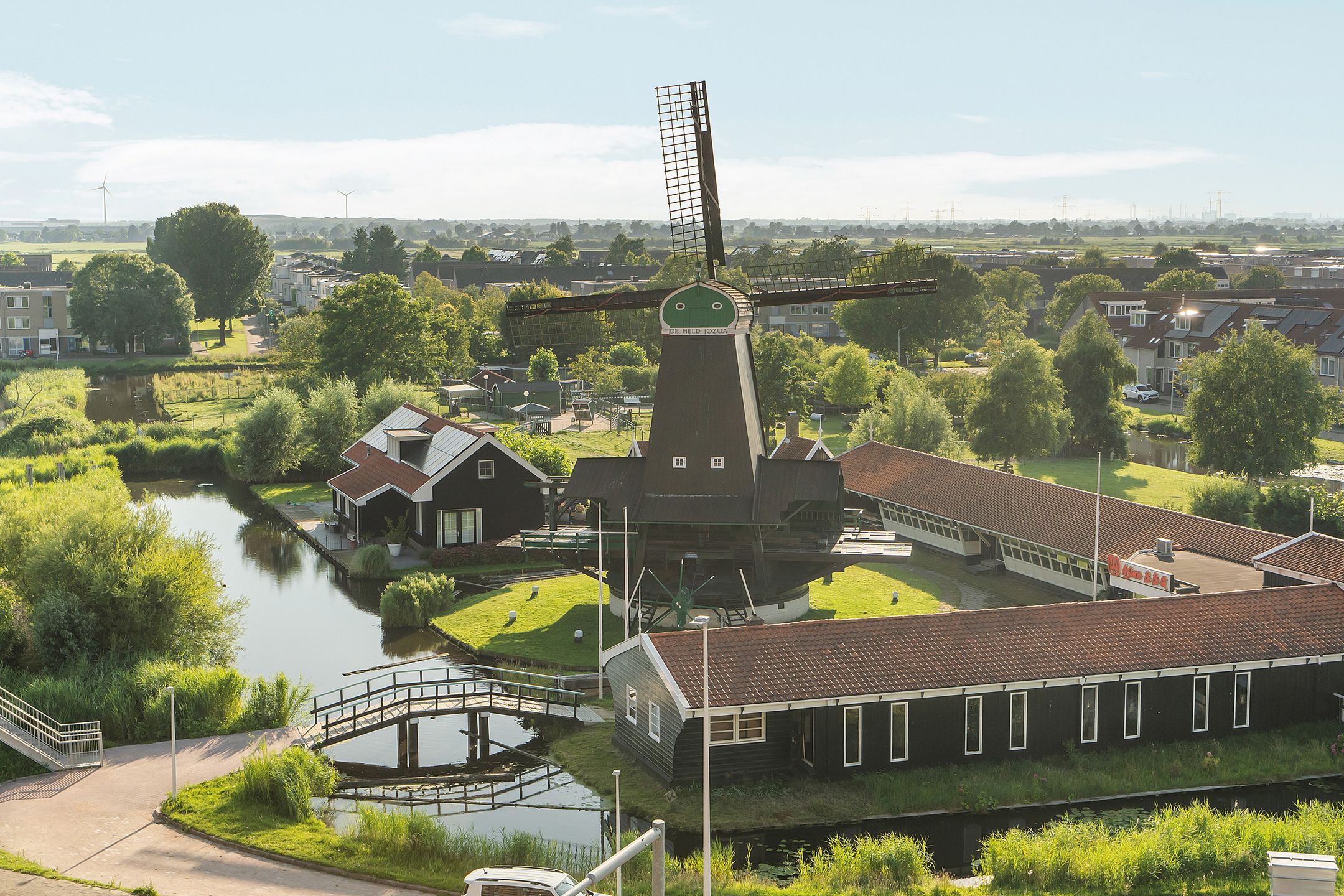 Foto 9 van Mahoniehout 419