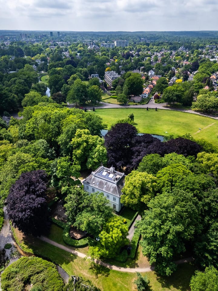 Verzetsstrijderspark 10, Apeldoorn