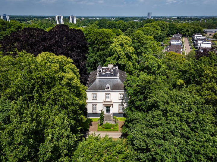 Verzetsstrijderspark 10, Apeldoorn