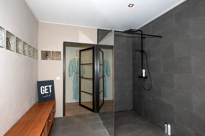 Photo 18 of Emmaweg 6-A