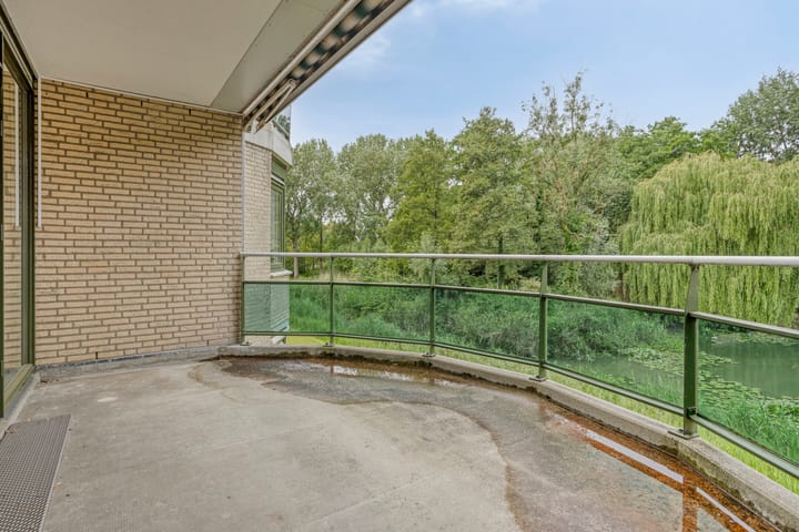 Photo 22 of Anna Paulownaplein 23