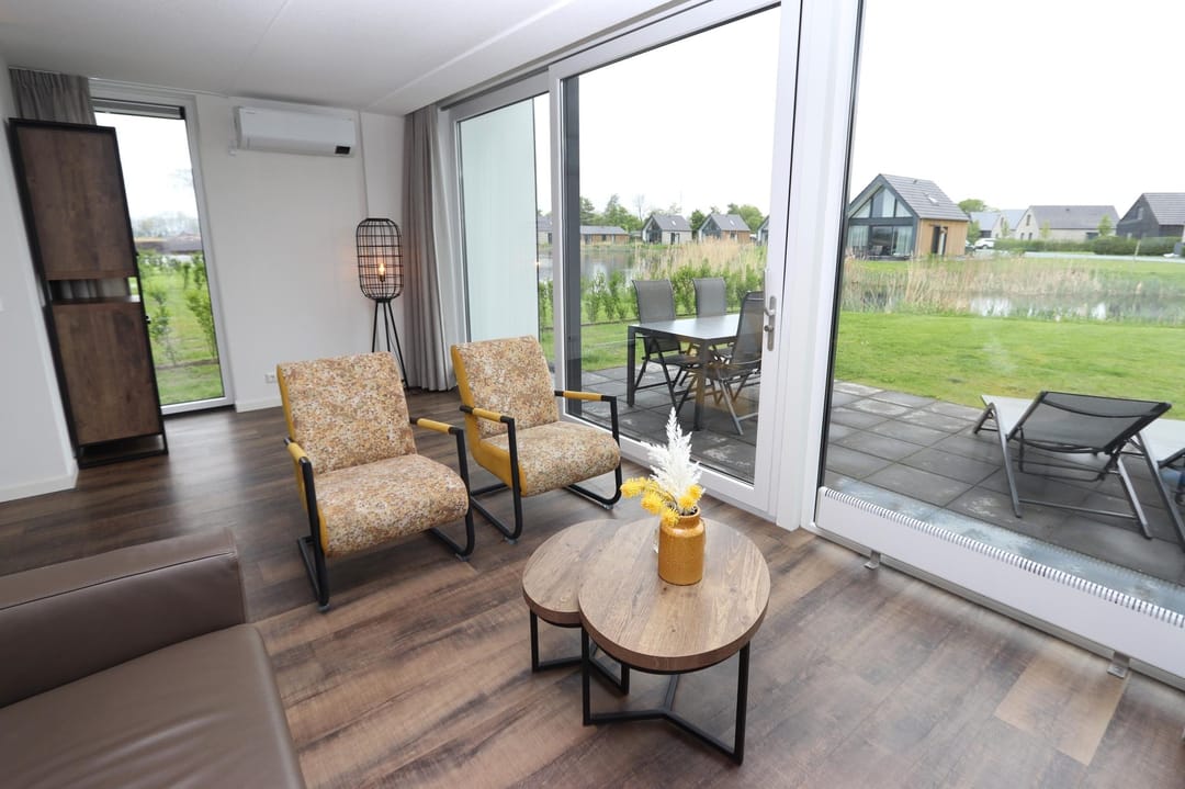 Photo 7 of Duinigermeerweg 1-R31