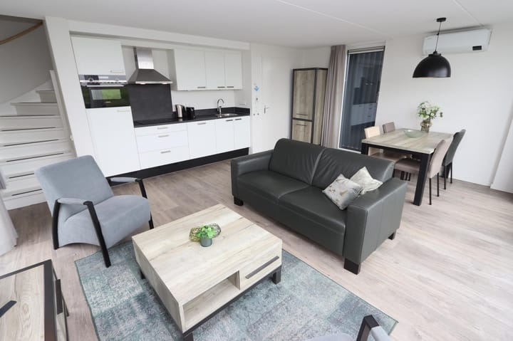 Foto 7 van Duinigermeerweg 1-R20