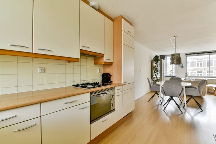 Foto 6 van Wijttenbachstraat 11-L