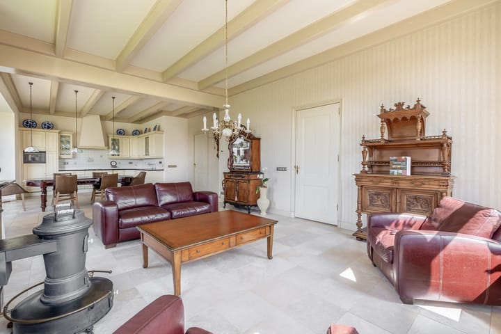 Foto 11 van Buren 27