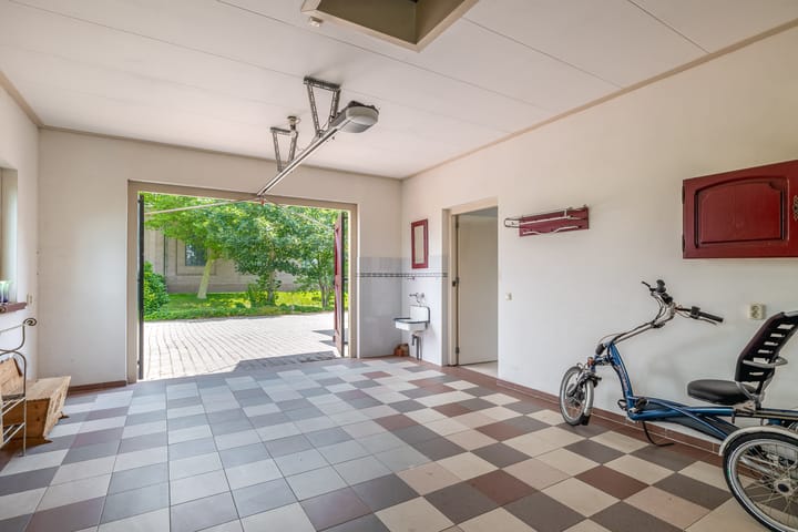 Foto 30 van Buren 27