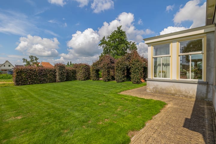 Foto 52 van Buren 27