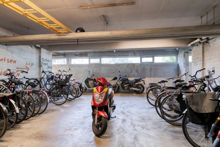 Foto 23 van Cornelis Heinricksestraat 32