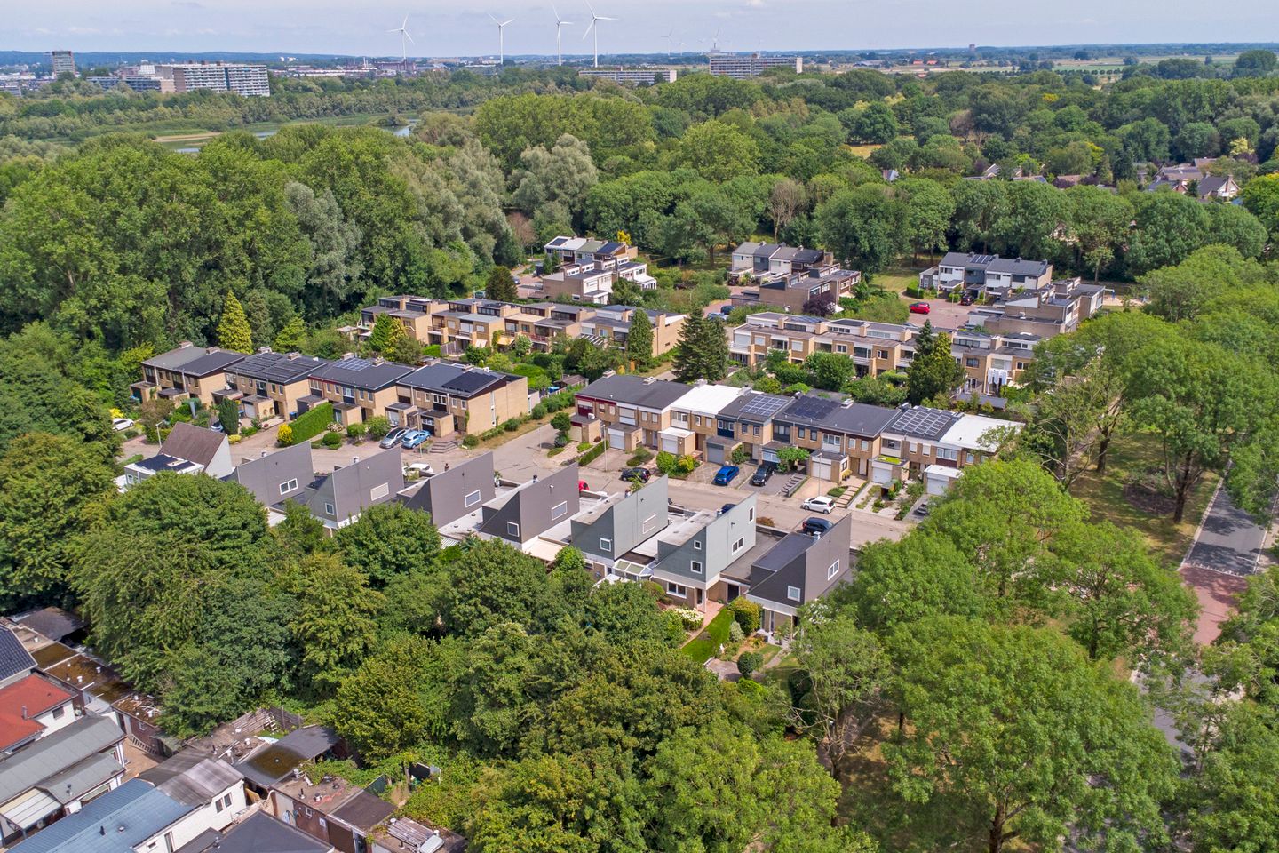 Photo 4 of Eernewoudeweg 3