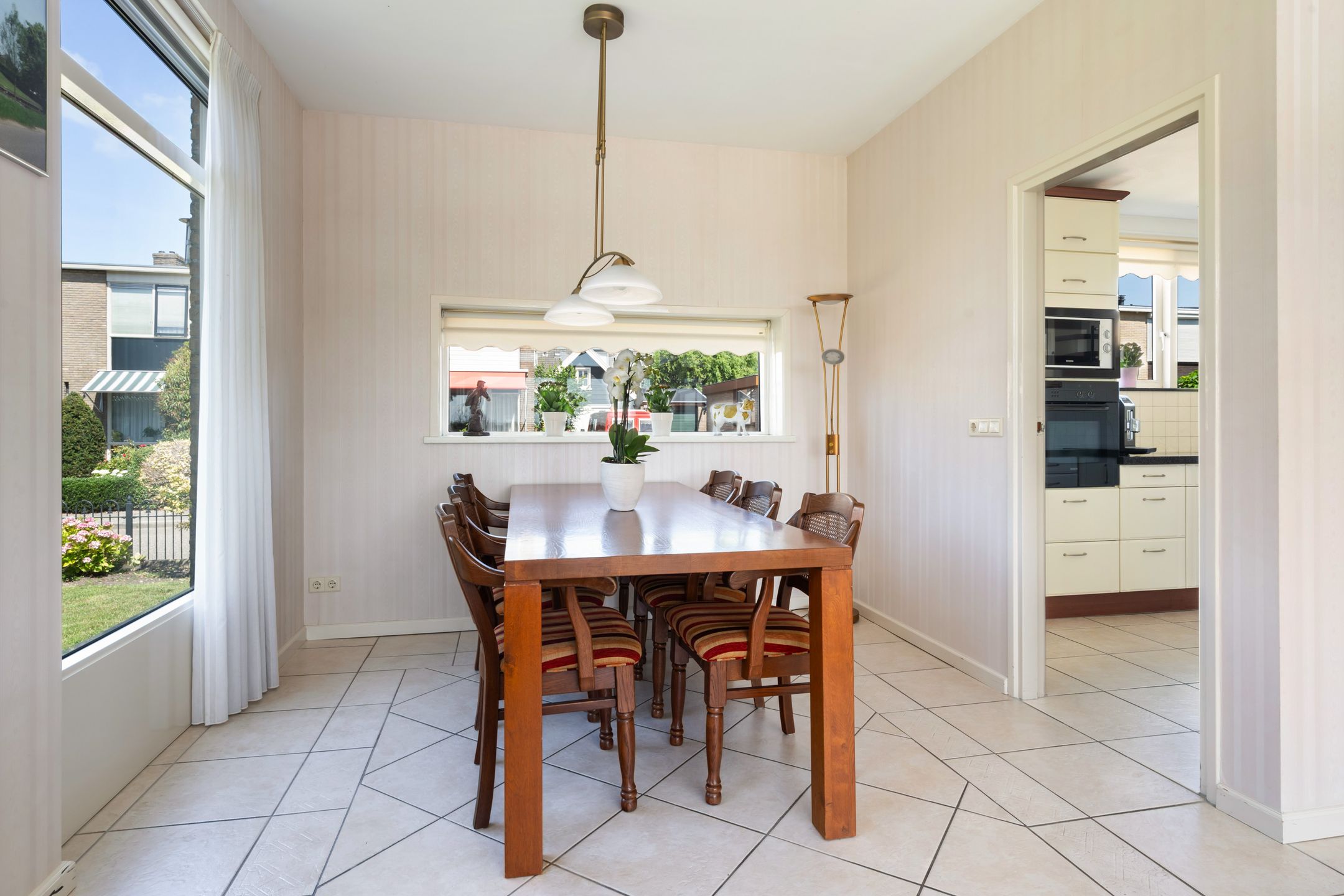 Foto 15 van Meidoornlaan 6